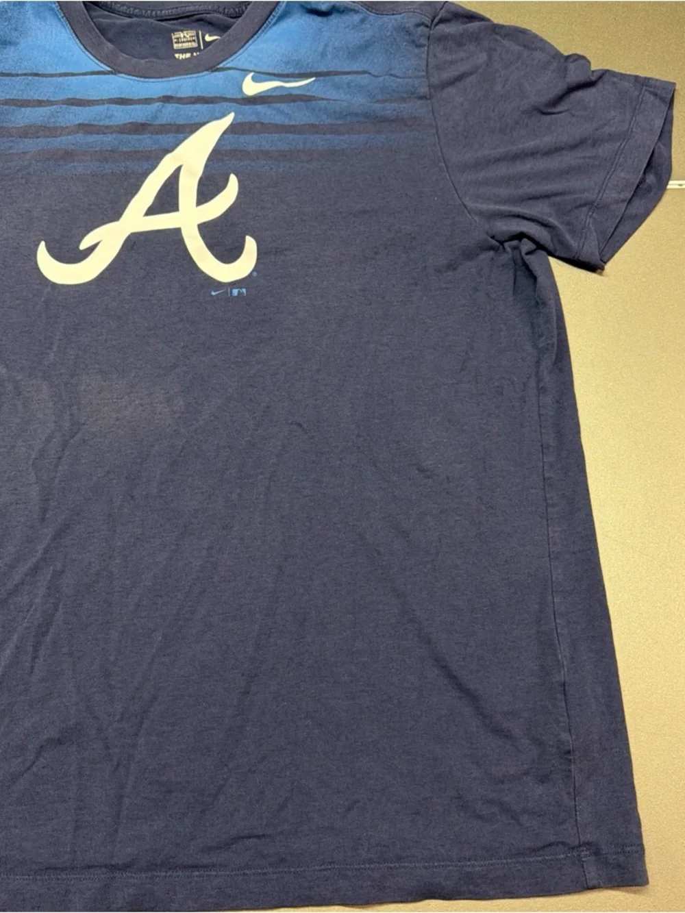 Nike Men's‎ Navy Atlanta Braves Logo Velocity Performance T-Shirt Size XL